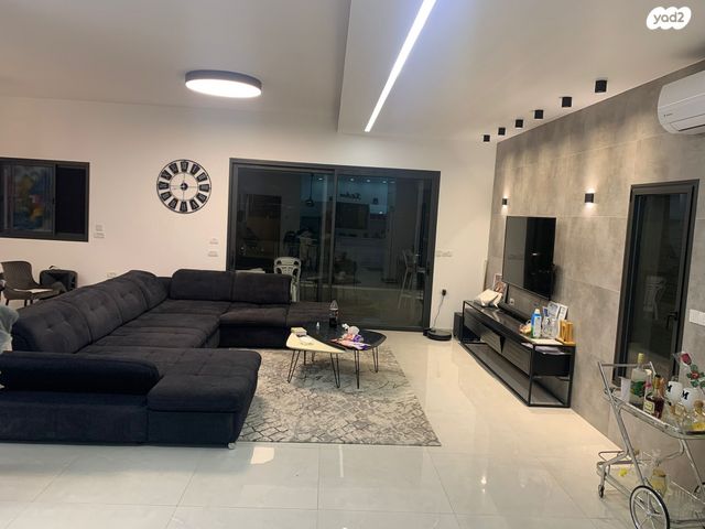 דו משפחתי, האקליפטוס 116, שיכון ג, טבריה