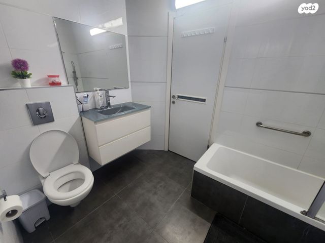 דירה, חבקוק 5, השומר, ראשון לציון