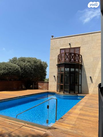 בית פרטי/ קוטג', הגלים 11, ארסוף, ארסוף