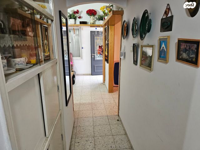 נווה שלום 42