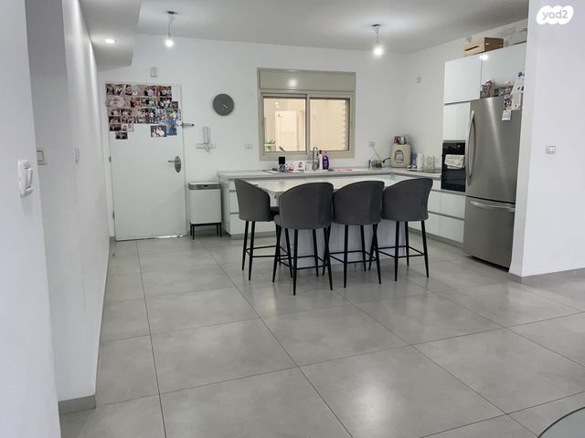 דירה, הרקפת 4, עמידר, נהריה