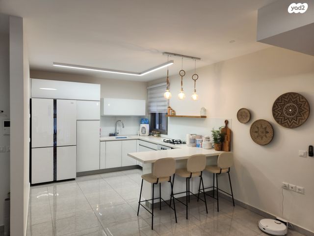 הנרייטה סאלד 6