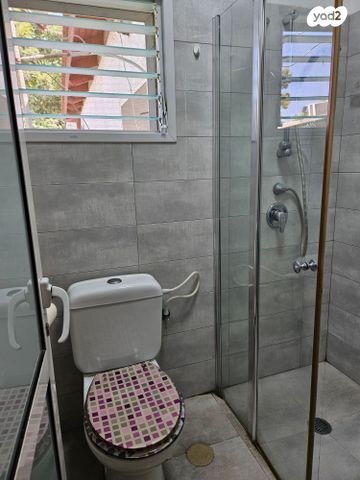 בית פרטי/ קוטג', גאולה 12, מרכז מזרחי, נס ציונה