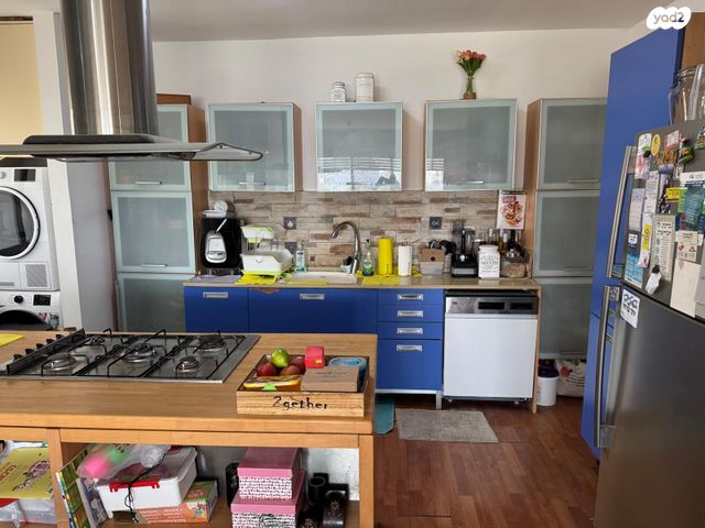 דירה, ביאליק 17, גני אילן, קרית אונו