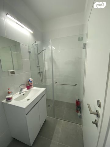 דירה, שדרות נשיאי ישראל 12, שער הגיא מערב, יקנעם עילית