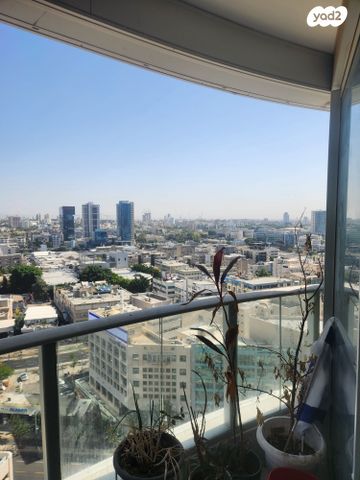 דירה, גרציאני יצחק 4, גני שרונה, קרית הממשלה, תל אביב יפו