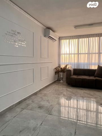 דירה, שדרות הפלמ"ח 15, רובע ג', אשדוד