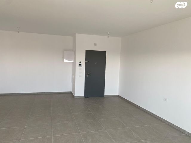 דירה, שדרות נשיאי ישראל 12, שער הגיא מערב, יקנעם עילית