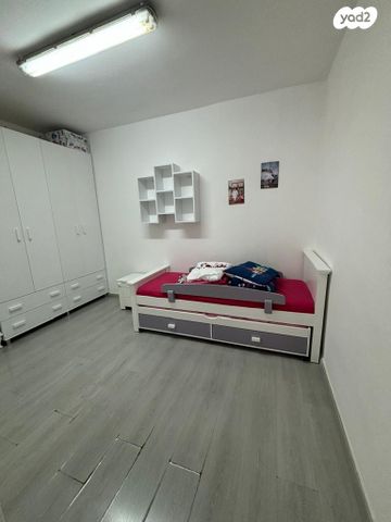 דירה, סול ליפצין 44, חומת שמואל, הר חומה, ירושלים