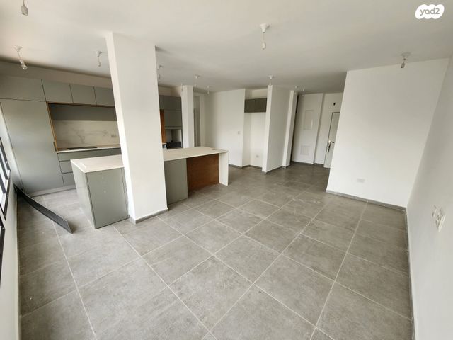 פנחס רוטנברג 70