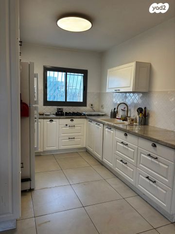 הרבי מלובאוויטש 30