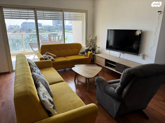 דירה, ביאליק 17, גני אילן, קרית אונו