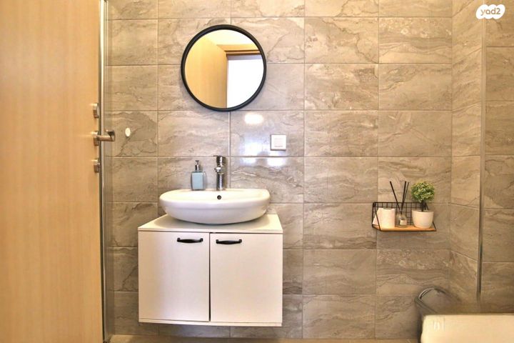 דירה, אהוד מנור 15, נאות אפק, אפקה, קרית ביאליק