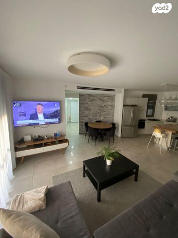 דירה, גדעון האוזנר 55, רמות הרכס, באר שבע