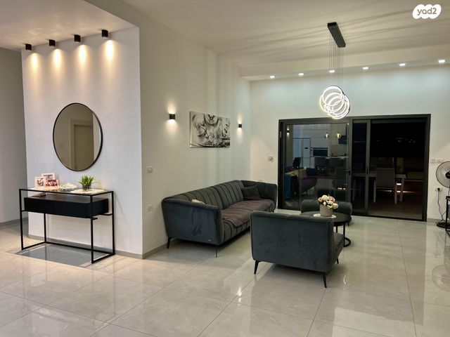 דו משפחתי, האקליפטוס 116, שיכון ג, טבריה