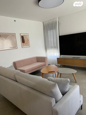 דירה, החלוץ 42, מורשה, רמת השרון