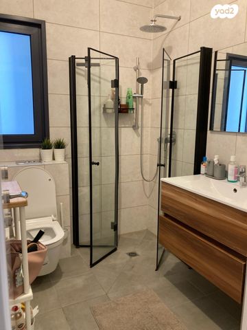 דירה, המעיין 39, ארלוזורוב, גבעתיים