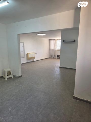 אלעזר בן יאיר 23