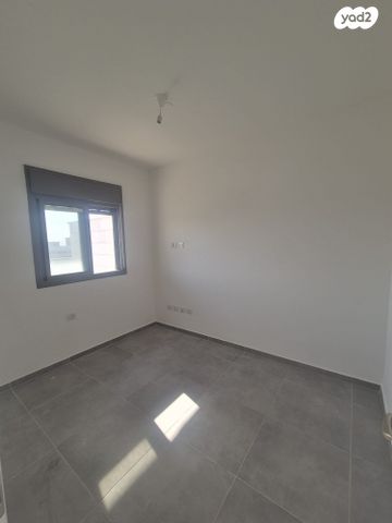 גג/ פנטהאוז, נחל דליות 48, כרמי גת, קרית גת