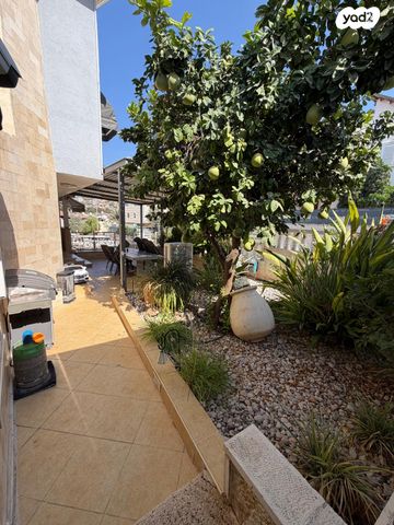 בית פרטי/ קוטג', הארזים 1, גבעת שרת, בית שמש