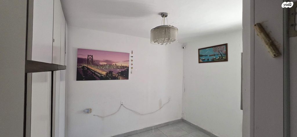 בניין מגורים, הראשונים 6, קרית ים ג', קרית ים