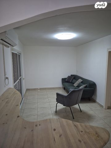 דירת גן, אברהם אבינו 63, שכונה ד', באר שבע