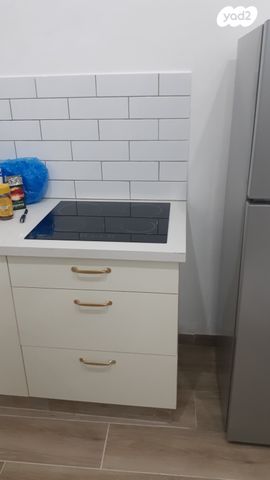 דירה, יודפת 7, העיר התחתית, ואדי סאליב, חיפה