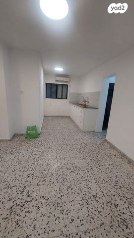 דירה, גלוסקא 3, רמב"ם, ראש העין