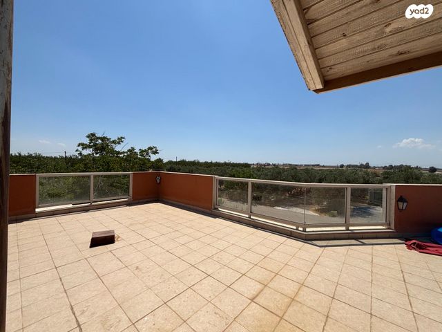 חניית שמורת אל על 1