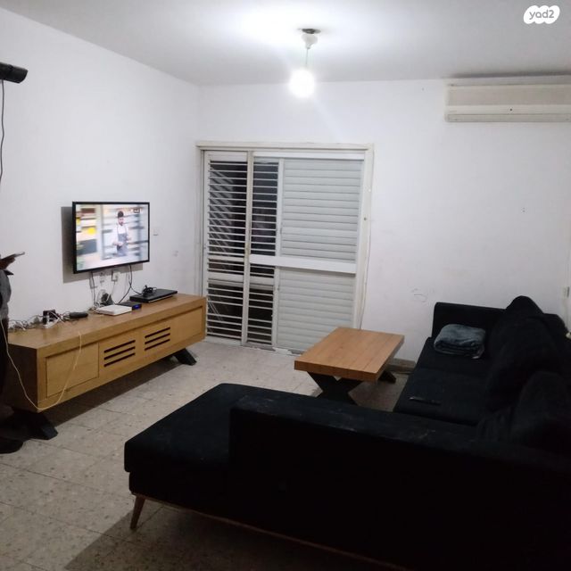 הנוער העובד 3