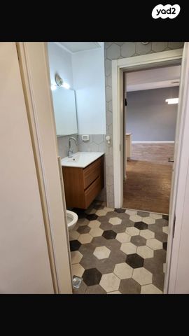 דירה, ביאליק 1, מחנה יהודה, פתח תקווה