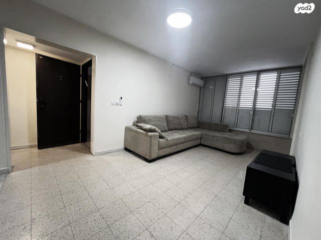 דירה, חנה סנש 16, מוצקין הותיקה, קרית מוצקין