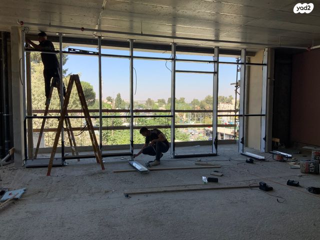 משרדים, שדרות החוצבים 5, מעוז ציון ב', מבשרת ציון