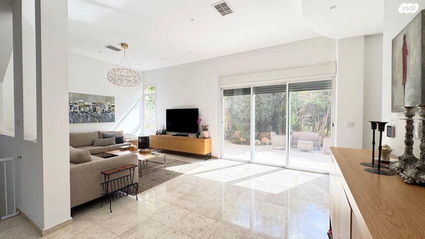 בית פרטי/ קוטג', יהואש 8, ב' / צפון מערב העיר, רחובות