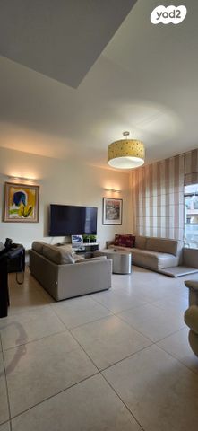 דירה, השפלה, אלון, רמת השרון