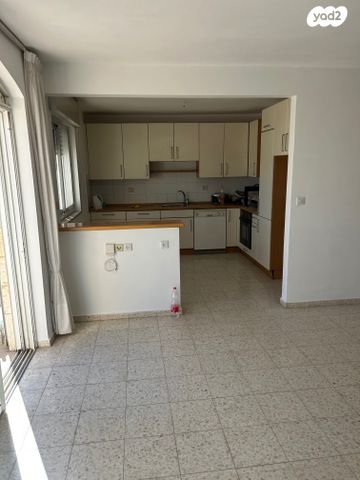 גג/ פנטהאוז, הדישון, מלחה, מנחת, ירושלים