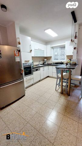 בית פרטי/ קוטג', קדימה צורן