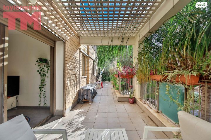 דירה, תל ימת כרכור, פרדס חנה כרכור