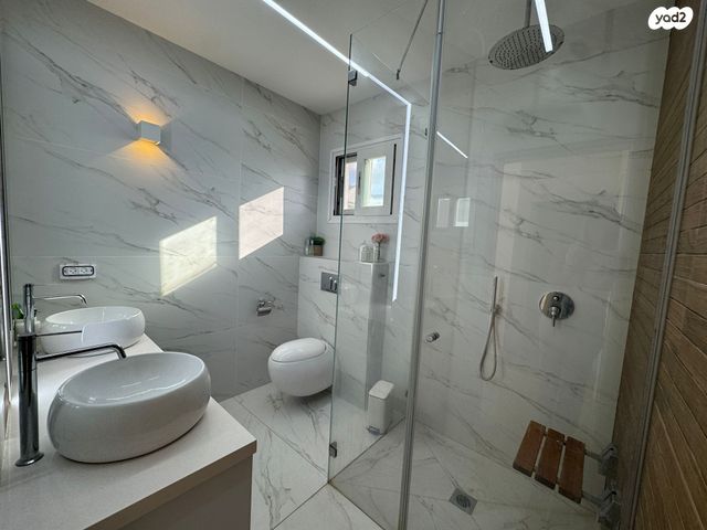 בית פרטי/ קוטג', ערבי הנחל, אדמית / יערית, שלומי