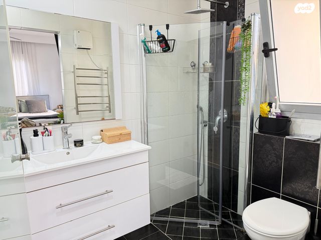 דירה, אלונים, קרית השרון, נתניה