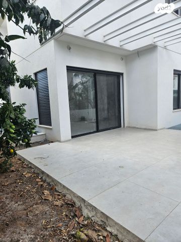 בית פרטי/ קוטג', גני מנחם, באר יעקב