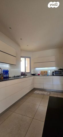 דירה, השפלה, אלון, רמת השרון