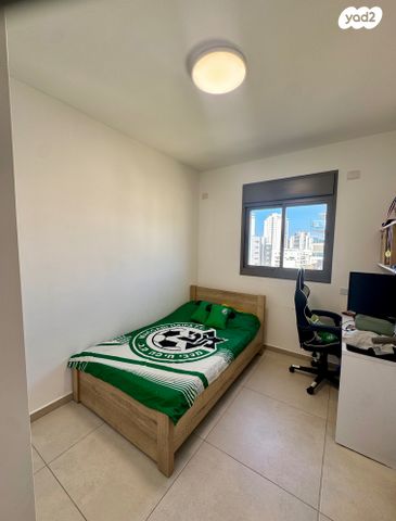 דירה, האנפה, החותרים, טירת כרמל