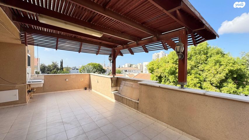 בית פרטי/ קוטג', יהואש 8, ב' / צפון מערב העיר, רחובות