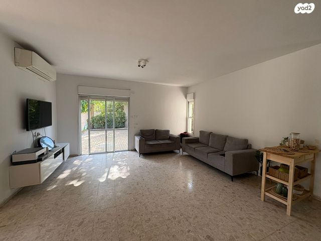 בית פרטי/ קוטג', בת חפר