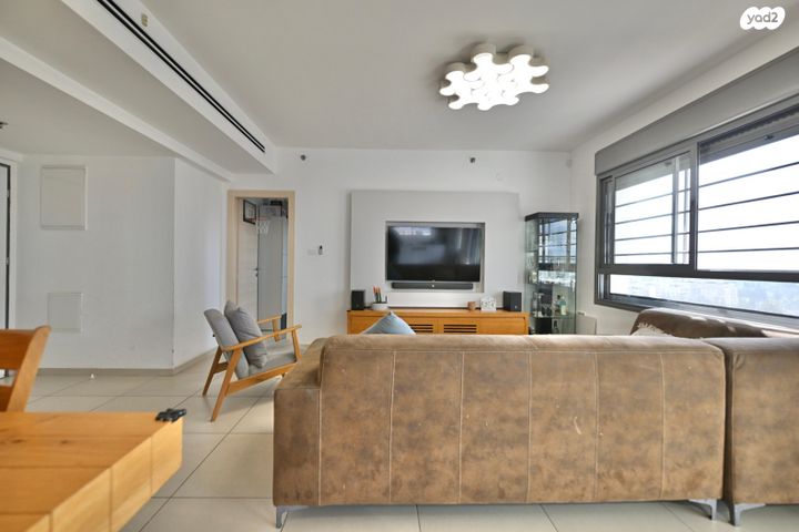 דירה, יהודה הלוי, שיכון רסקו, קרית אונו