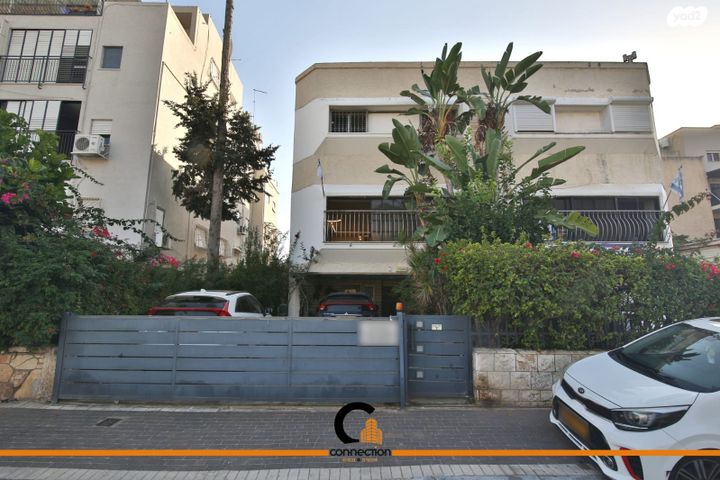 דו משפחתי, הרב קוק, מוצקין הותיקה, קרית מוצקין