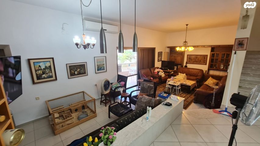 דו משפחתי, שדרות בורוכוב, מרכז העיר, קרית אתא