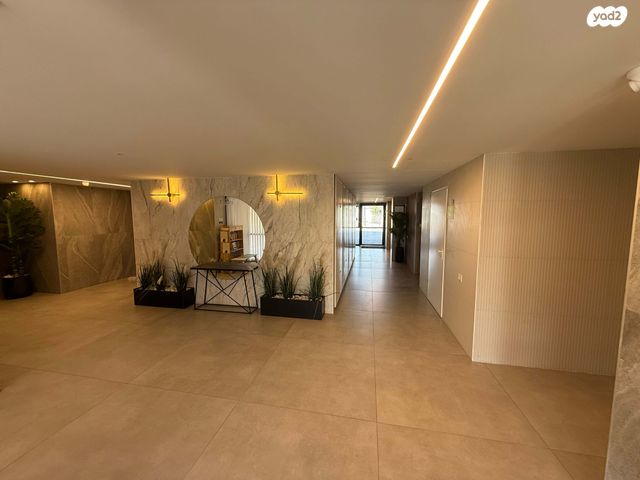 הרב אבא אבוחצירה 