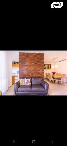 דו משפחתי, הרימון, עץ אפרים, עץ אפרים